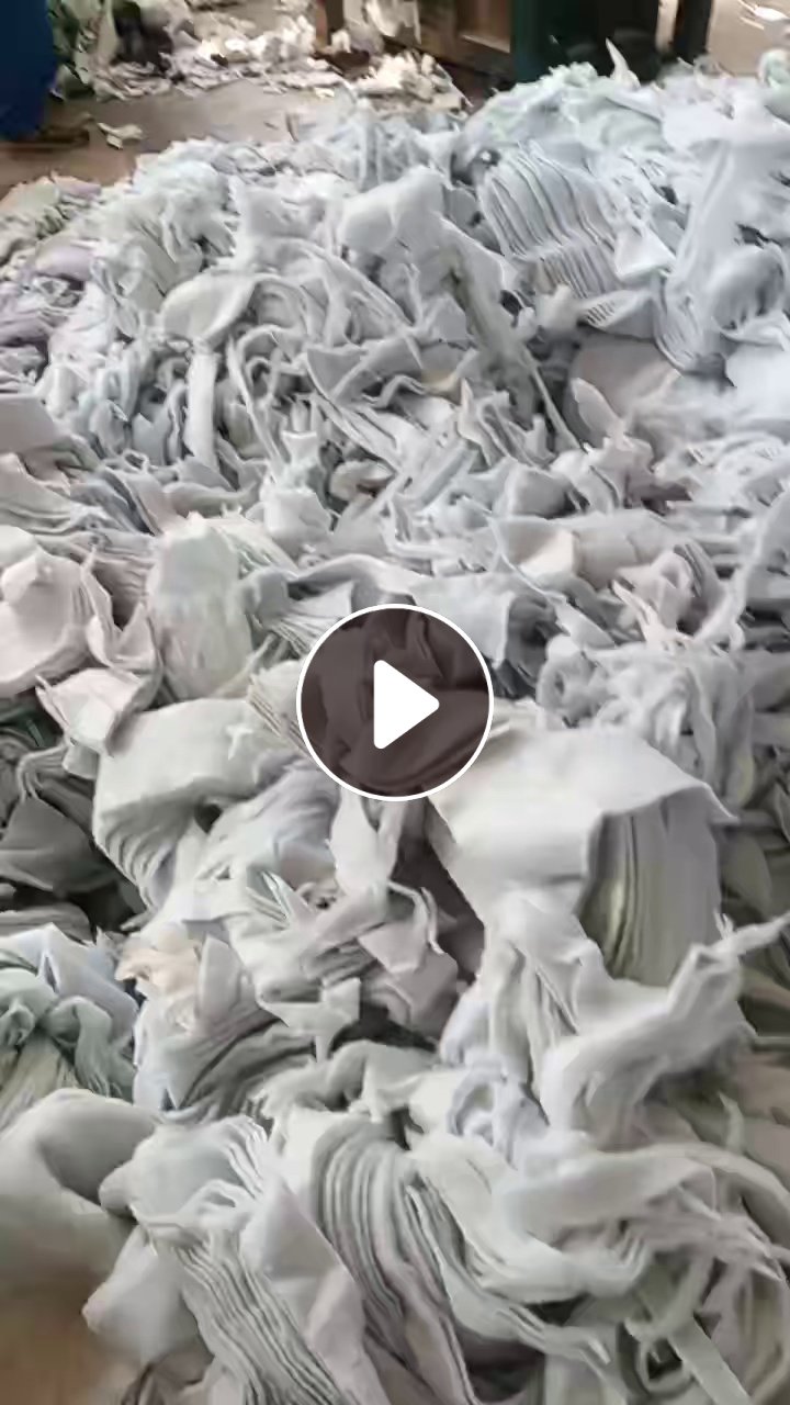 长期大量出售丝棉，绗棉，空心丝，夹丝棉，还有碎布，带点胶，开花用