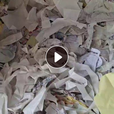 长期出售杂色纸压包料，有书纸、报纸、硅油纸、淋膜纸等混在一起