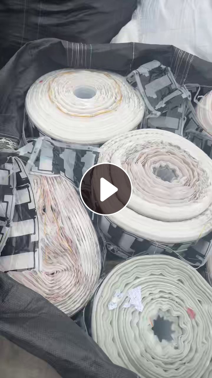 出售PET复合PP膜废料，电子厂下来的分切膜，现货够挂