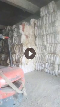 长期出售涤棉布边纱，织布厂下来的，含棉15-75都有，每种每月150吨左右，货在广东佛山