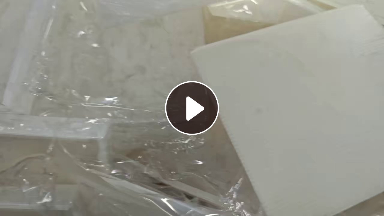 长期出售光伏厂下来的pp空心板废料，膜，纸，空心板，混压在一起