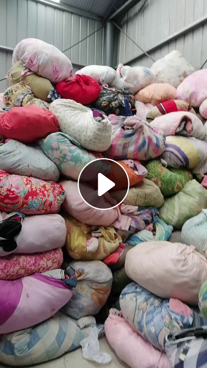 出售毛绒睡衣，绒睡衣，涤纶睡衣，现货有6.8米一车，货在河南许昌