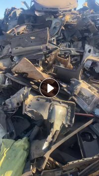 长期出售小车拆解废塑料，现货够车