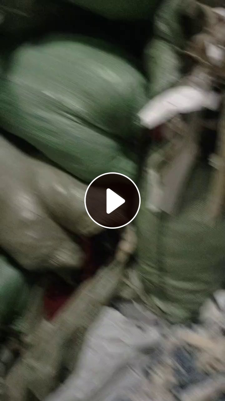 长期出售涤纶废布，涤纶边角料，涤纶造粒布，月供30吨左右