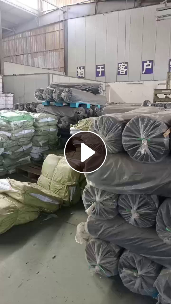 厂家现货处理一批库存布，平布和黑色革基布，现货快100万米，货在湖北黄石