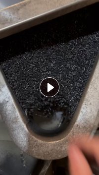 常年大量出售黑色PP再生颗粒，可根据需求定制，月产300吨