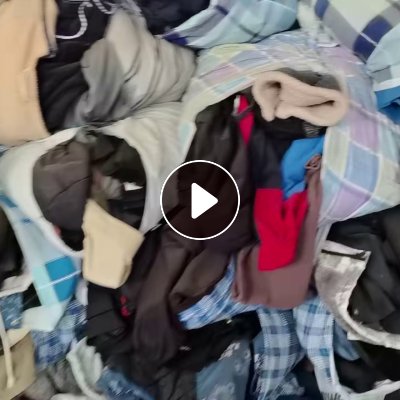 出售工地大件棉袄外套，现货2000多件，在山东烟台，诚信经营，欢迎来电！