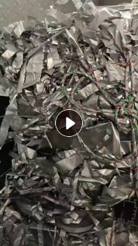 出售电缆厂下来的铝塑膜，双面铝，含铝有60的也有90的，月供30吨