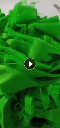 厂家长期出售亮绿色PP无纺布，丙纶无纺布，含填充，月供一车9米6，有压包，货在河南濮阳