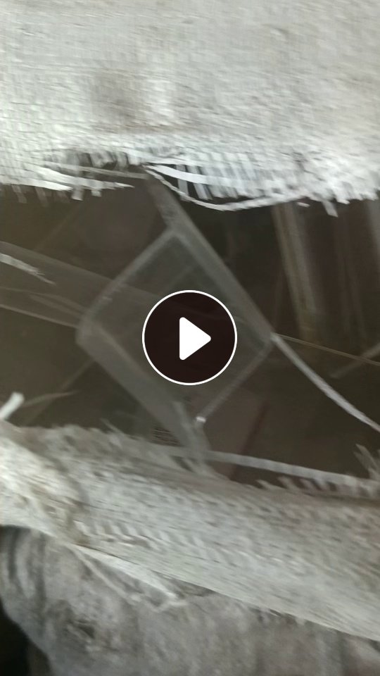 出售亚克力废料，透明和杂色分开，现货七八吨