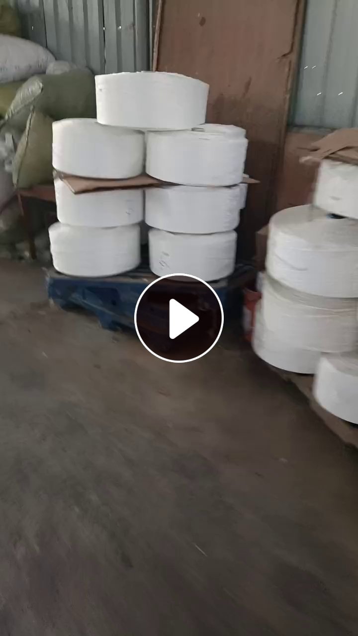 长期出售涤纶大盘丝大卷丝涤纶丝氨纶丝，都是纸筒卷起来的，涤纶一吨多，氨纶有八九吨
