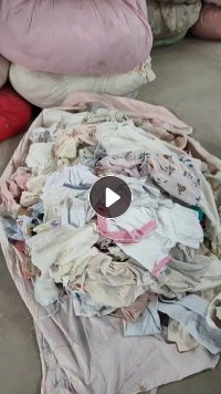 出售旧衣服统白，白料，开花料，现货有两车9米6，货在江西宜春