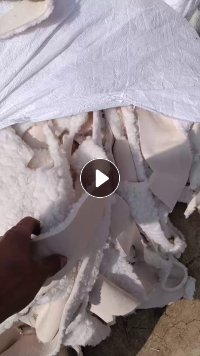 长期出售皮草下脚料，化纤下脚料，涤纶废布，涤纶复合布，现货十几吨