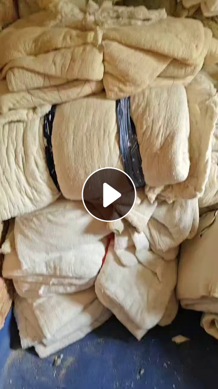 长期出售化纤棉被，化纤被子，现货7吨