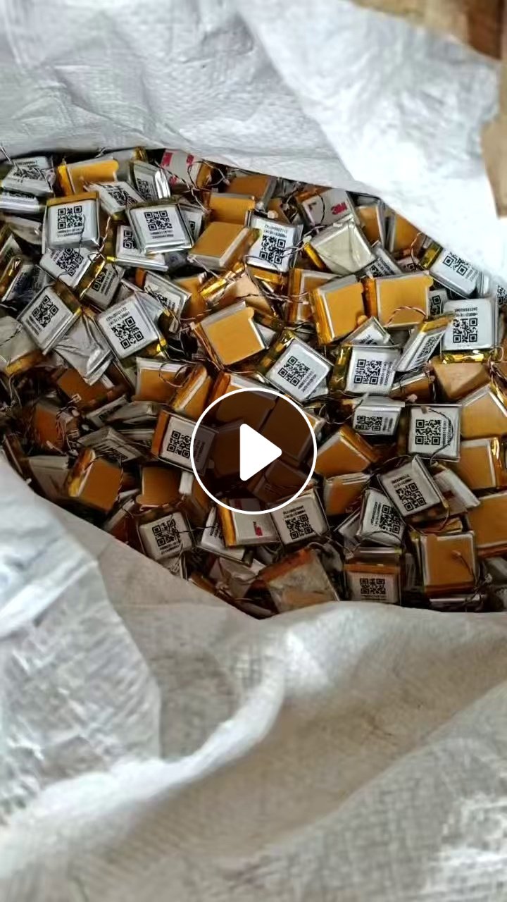 求购拆解的废电池，锂电池等