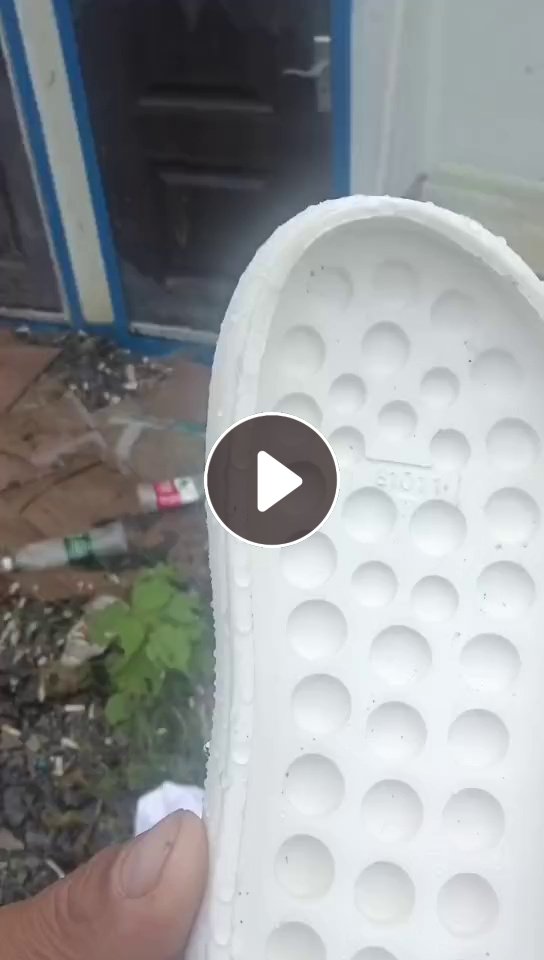 出售EVA鞋底废料，有白色发泡的