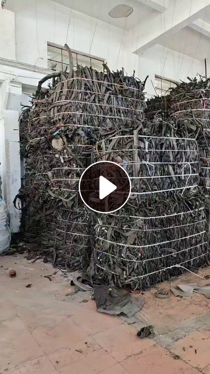 长期出售汽车拆解的橡胶杂料