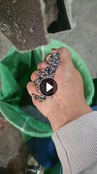 出售PVC吹毛料，汽车上下来的，月供300吨