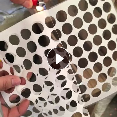 出售厂里下来的废料，PVC带胶边角料，有一层不干胶，现货20吨