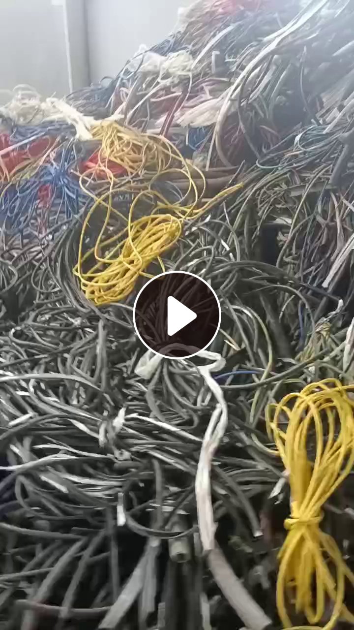 出售PVC电缆皮毛料，月供30吨