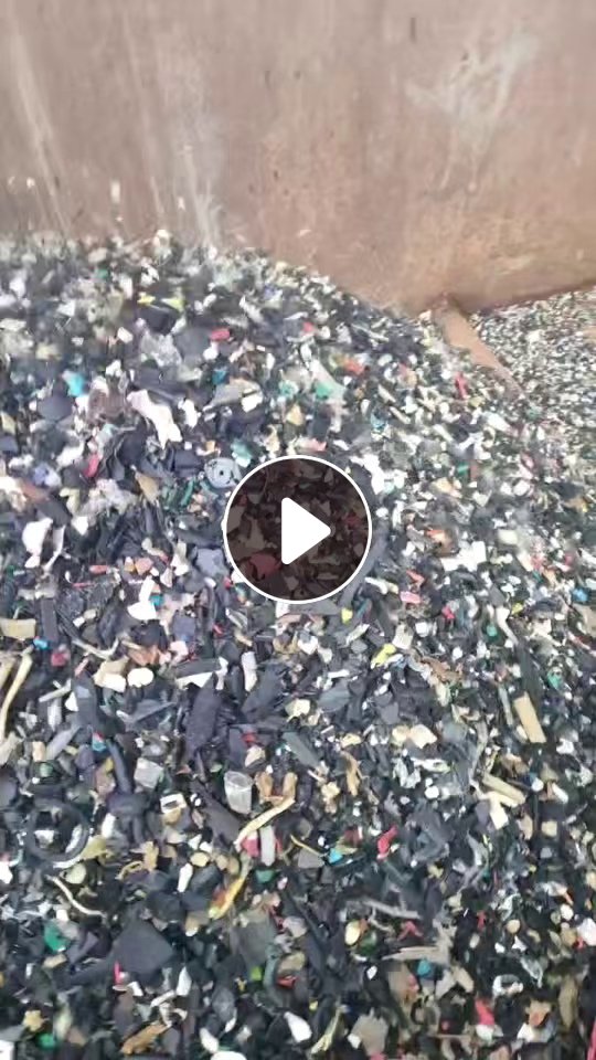 出售橡胶塑料混合破碎料