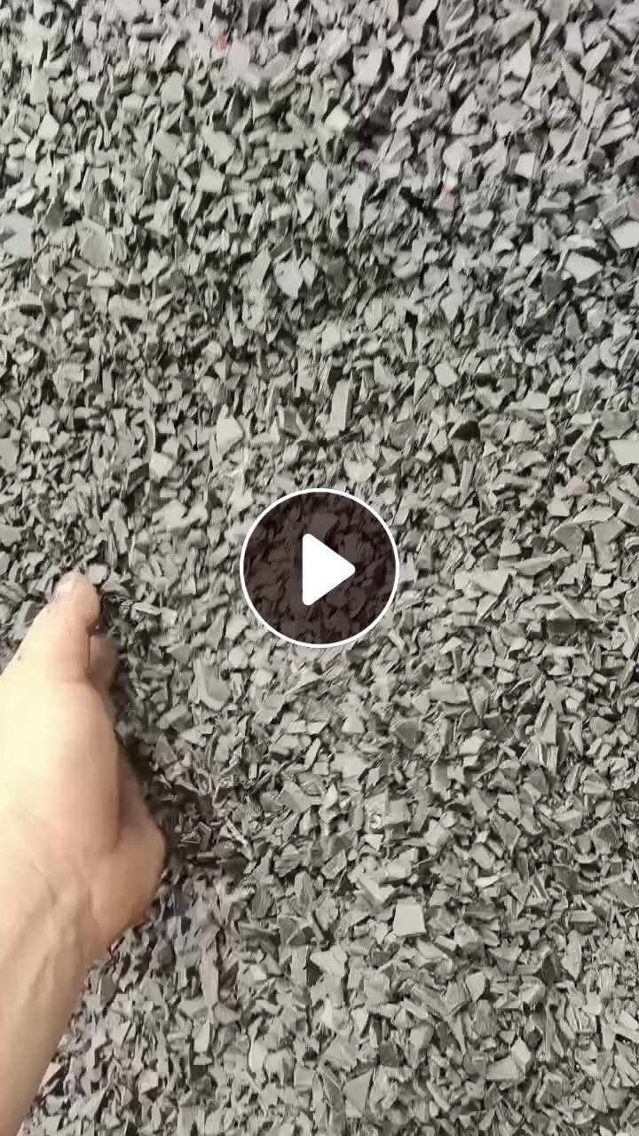 出售黑色韩国PP托盘破碎料