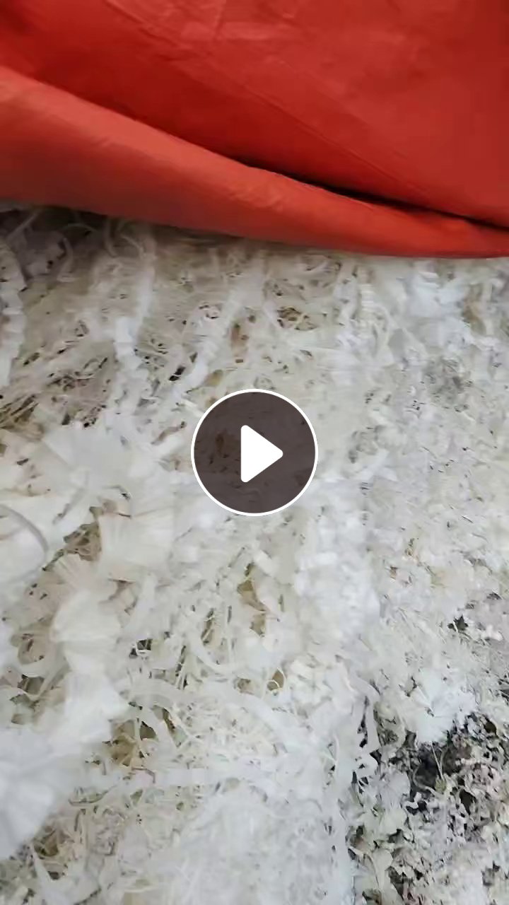 长期出售厂方料，尼龙刨花，基本是白色，也有点黑色，单六，现货有十几吨，货在湖南岳阳