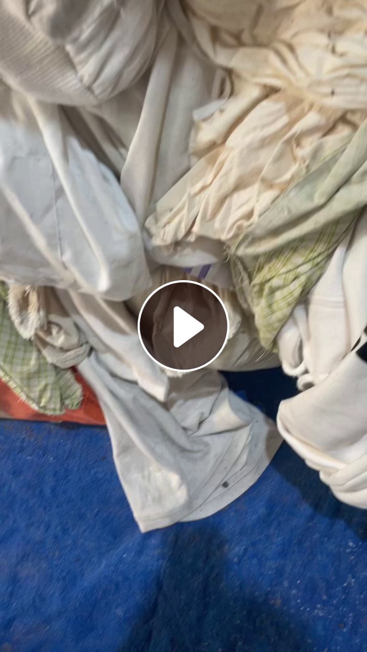 长期出售旧衣服白料，统白，开花料，现货有一挂车，货在湖南怀化