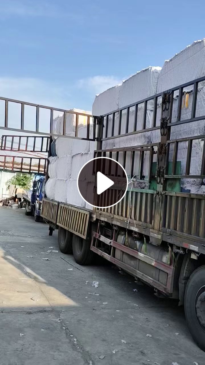 长期出售绗棉开花棉，开松棉，有杂色跟白色，厂在江苏南通