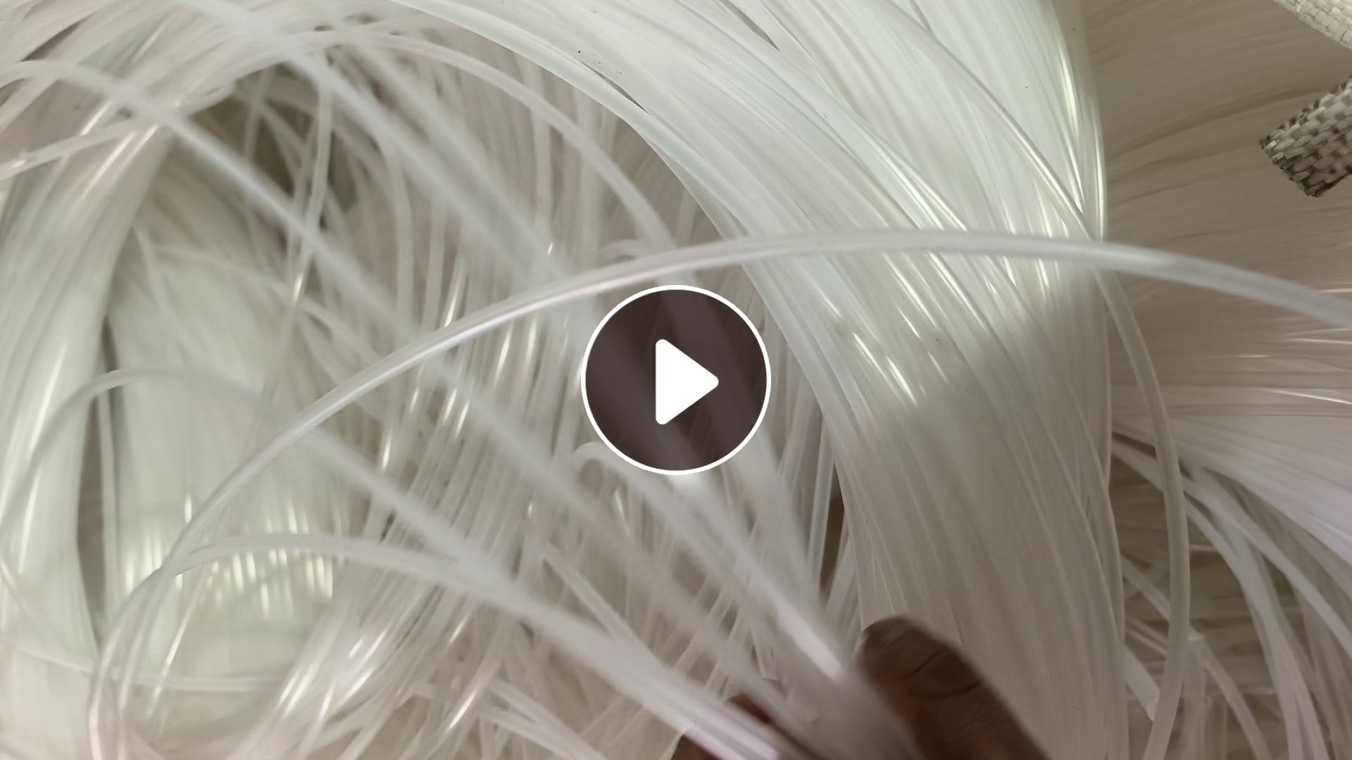 出售一级高压吸管毛料，月供10吨