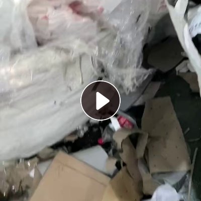 出售干造高压膜废料，缠绕膜占8，平板膜占2，现货十几吨