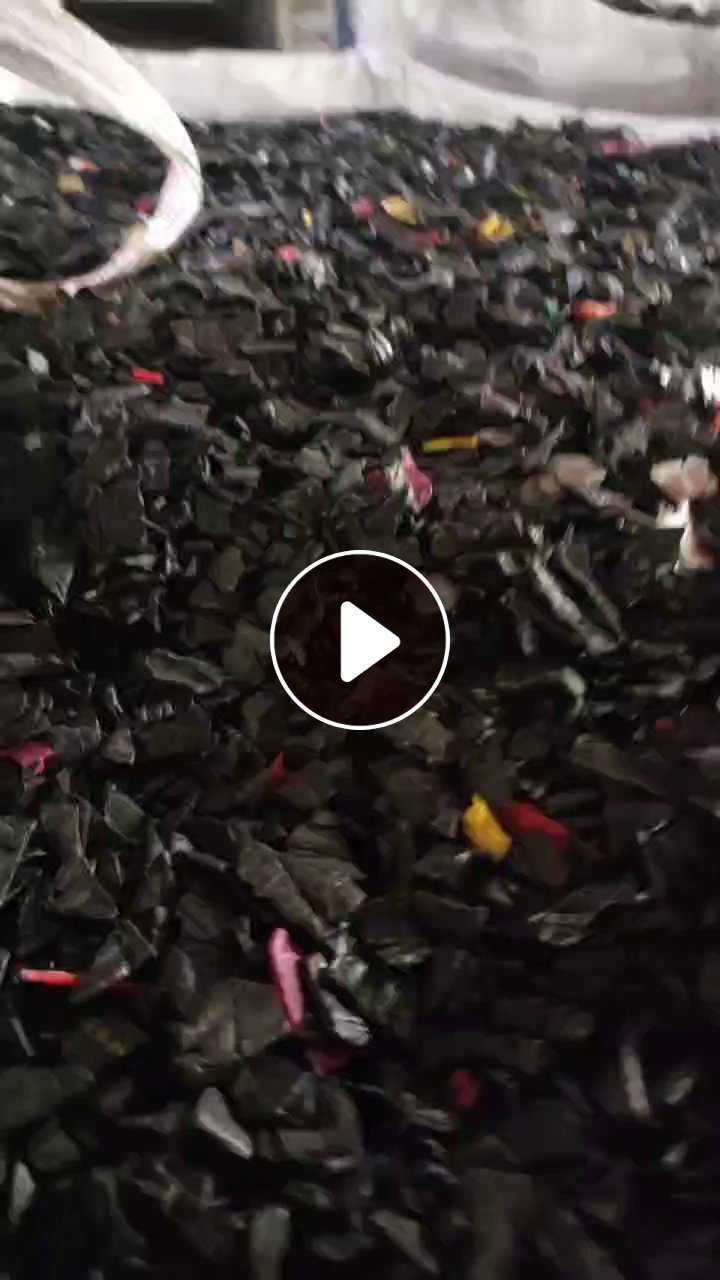 出售pp电瓶壳破碎料，月供200吨