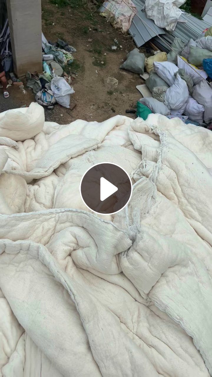 长期回收古棉旧棉被，要纯棉的，不能掺杂化纤棉，开花后送去纺纱，每个月需要大几十吨