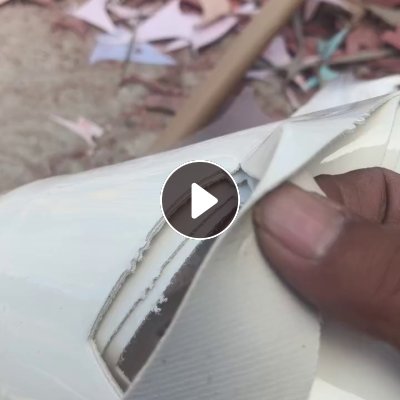 长期出售皮革边角料，鞋面厂下来的，每个月可以压包1500吨左右，厂在广东惠州