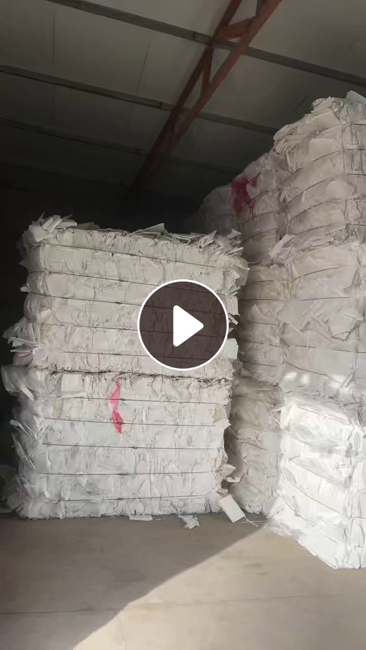 出售PP白色空心板毛料，现货一挂车