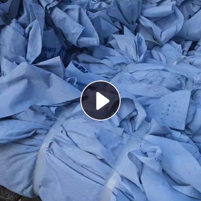 长期出售丙纶废布涤纶废布，做土工布下来的，单面有胶点，现货6米8一车，便宜出，厂在山东泰安