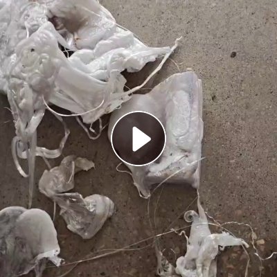 出售PC机头料和GPPS机头料，现货1吨多。另外还有PC片材废料，厂里下来的报废品，现货2吨