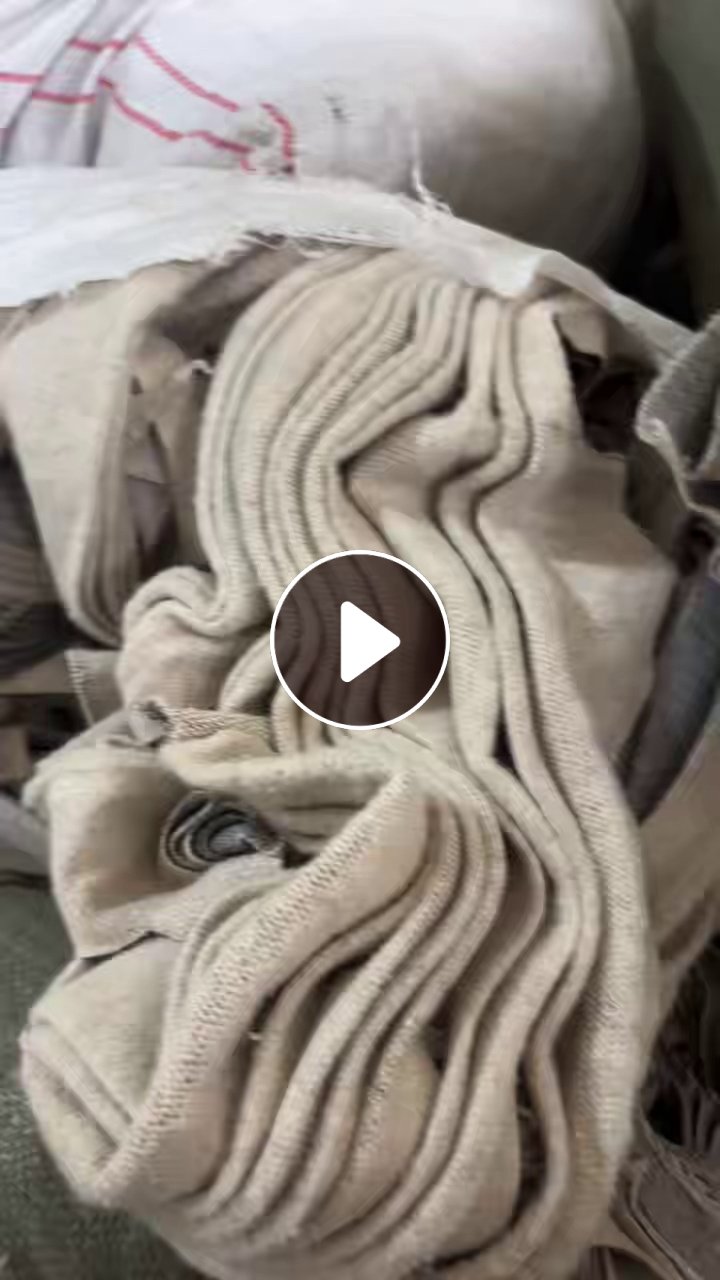 长期出售涤棉废布，做手套下来的边角料，70棉30涤，月供15吨