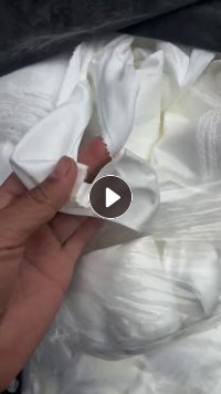 长期出售涤纶废布，半白烟废布，做无尘布下来的边角料，月供20吨左右，在广东东莞