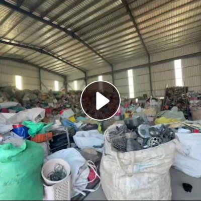 出售大小响料压块，混打的，月供200吨