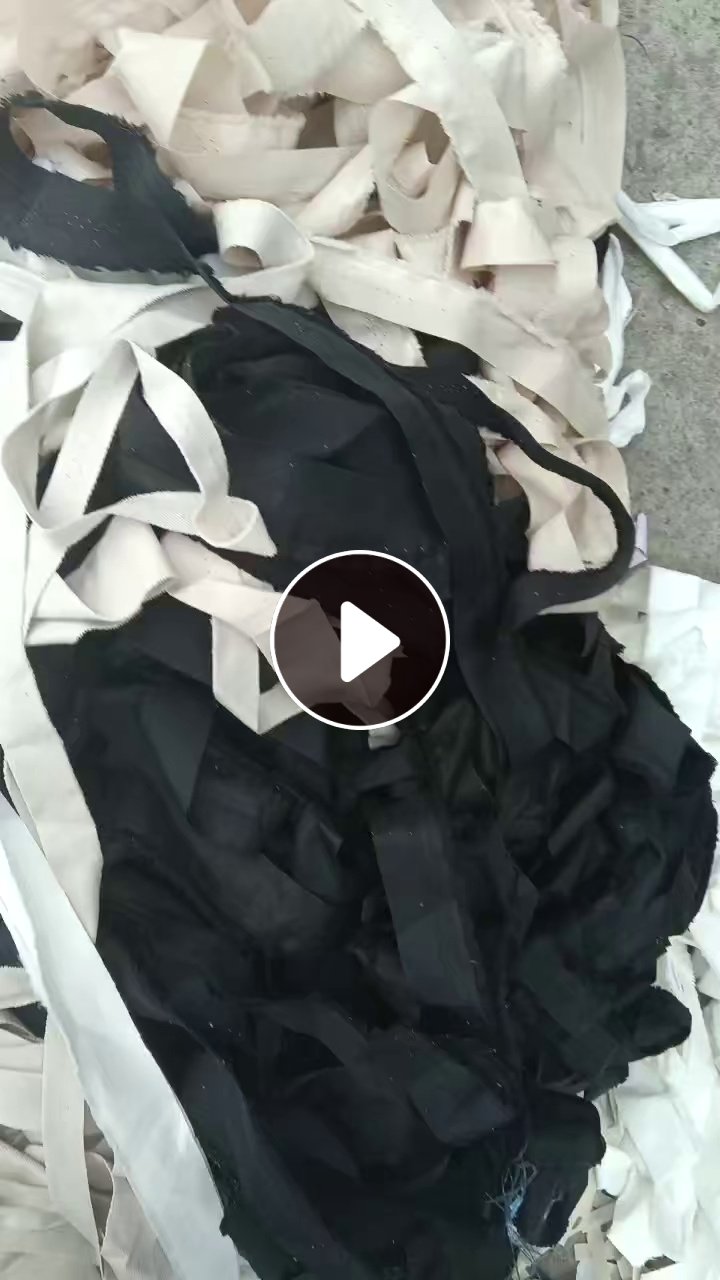 长期出售箱包废布，各种材质的统货出，做儿童推车下来的，现货有十几吨，在广东中山