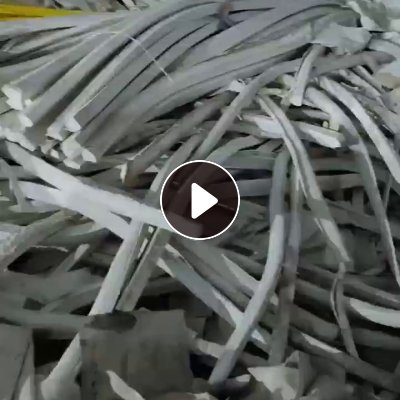 出售白色EVA条，做马桶盖下来的，现货有14吨，杂色也有14吨