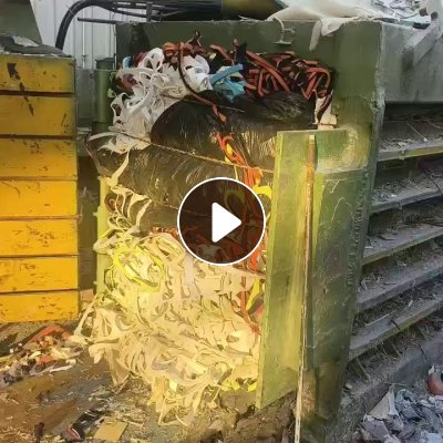 长期出售鞋厂下来的废布料，燃烧料，黑料，现货七八百吨