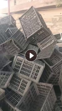 出售黑色PP水果筐破碎料，可长期供货