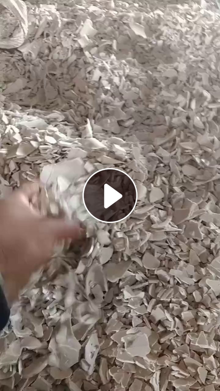 出售PVC白管破碎料，现货一挂