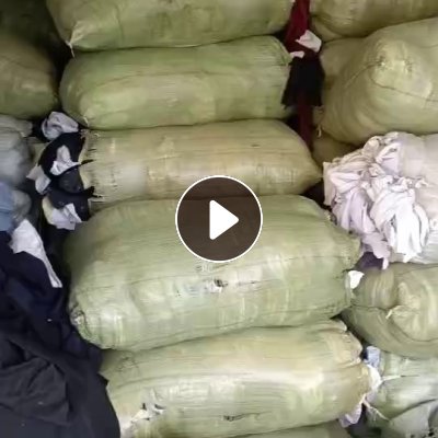 长期出售涤棉擦机布各种擦机布，复合厂下来的，白色杂色加起来有十几吨