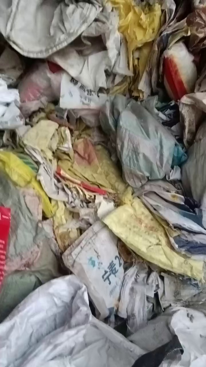 长期出售废旧编织袋，干造 水洗混打，未分色