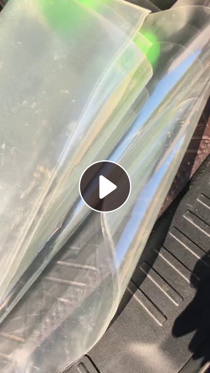 出售TPU车衣膜边角料，有白色和蓝色的，月供2挂车