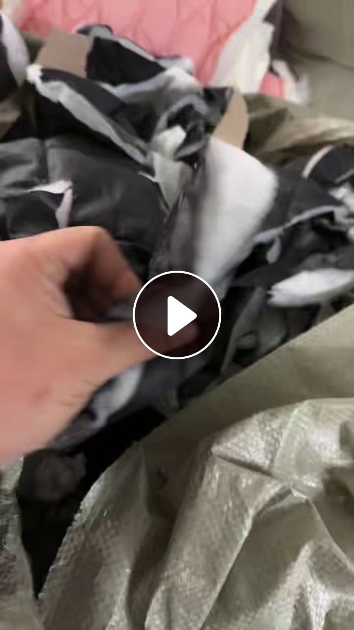 长期出售裁床厂下来的绗棉下脚料，绗棉边角料，月供十多吨