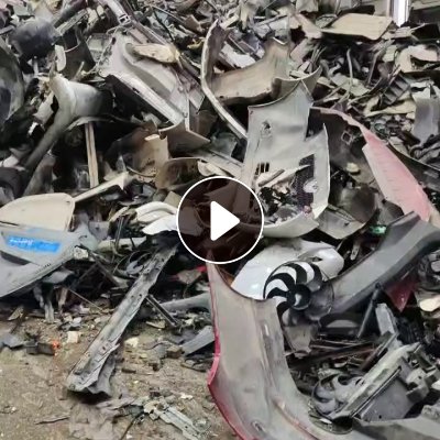 出售汽车内饰的毛料，汽报废车拆解